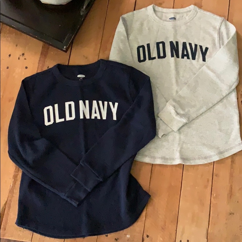 Boys size 8 (medium) waffle knit long sleeve.
